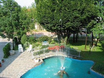 Hotel Quo Vadis None ภายนอก รูปภาพ