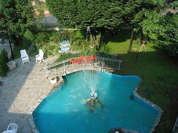 Hotel Quo Vadis None ภายนอก รูปภาพ